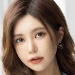 绮里嘉ula